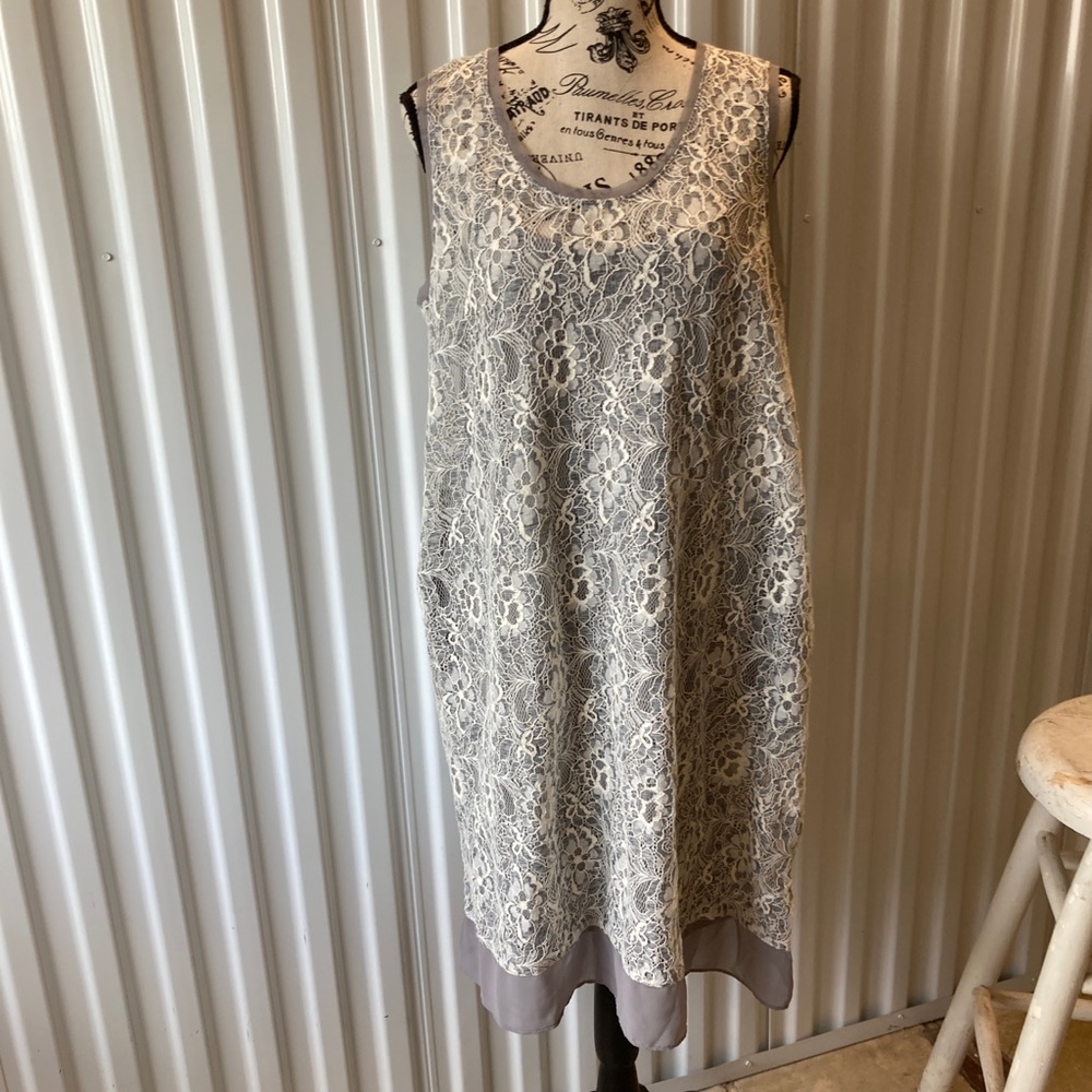 Vera Wang Simply Vera Layered Dress NWT